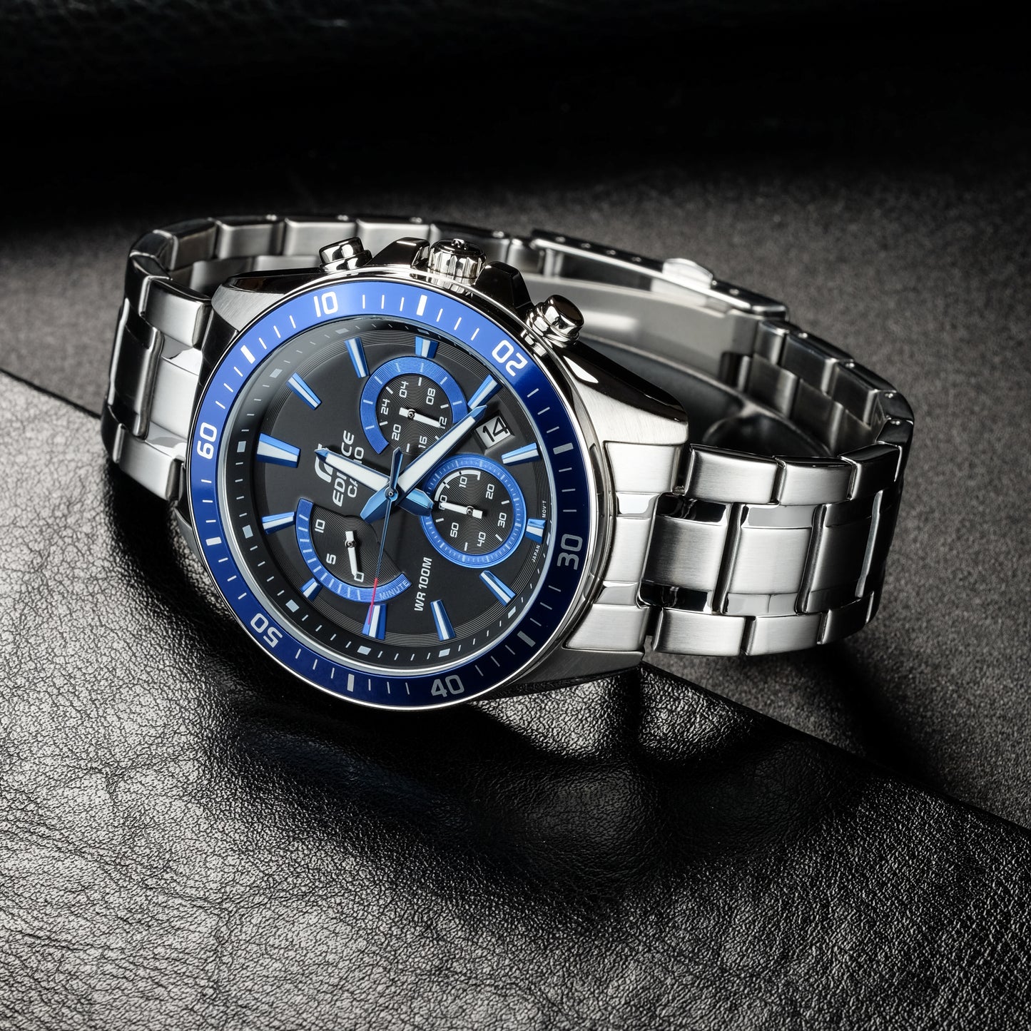 Casio Watch:Standard Chronograph EFR-552D-1A2V