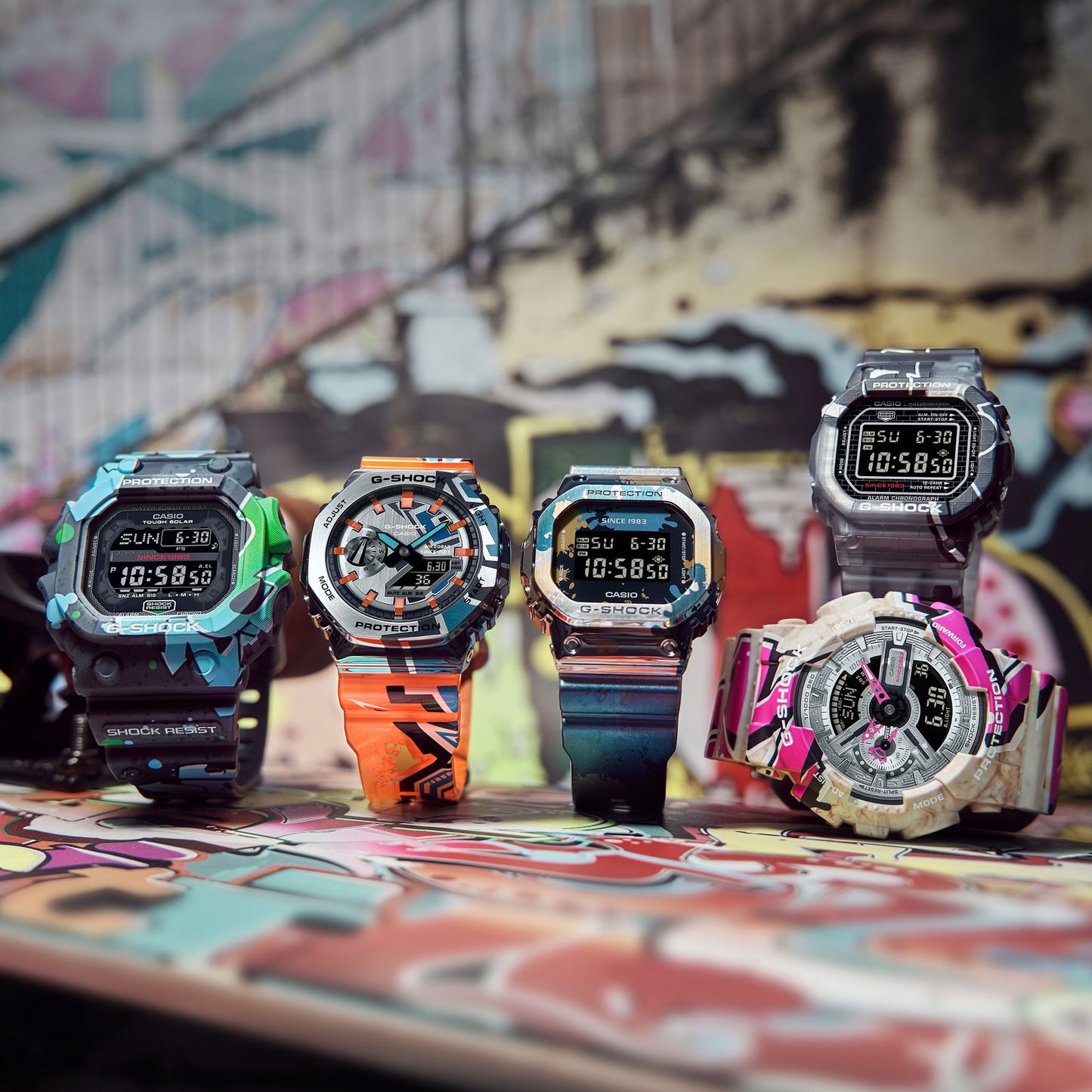 Montre Casio : NUMÉRIQUE SÉRIE 5000 DW-5000SS-1
