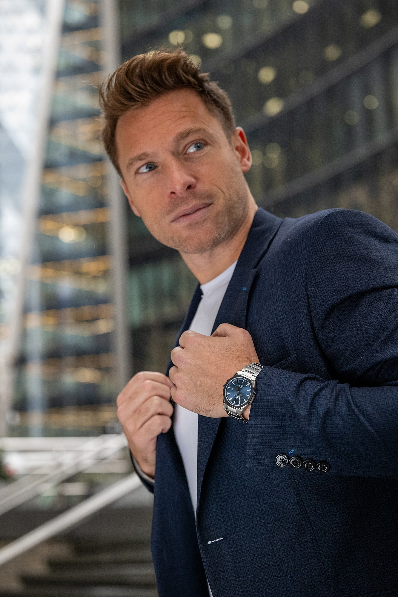 Casio Watch:3-Hand Analog EFR-S108D-2AV