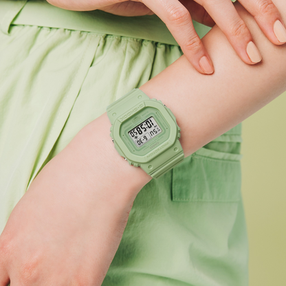 Casio watch:liquid crystal lady GMD-S5600BA-3