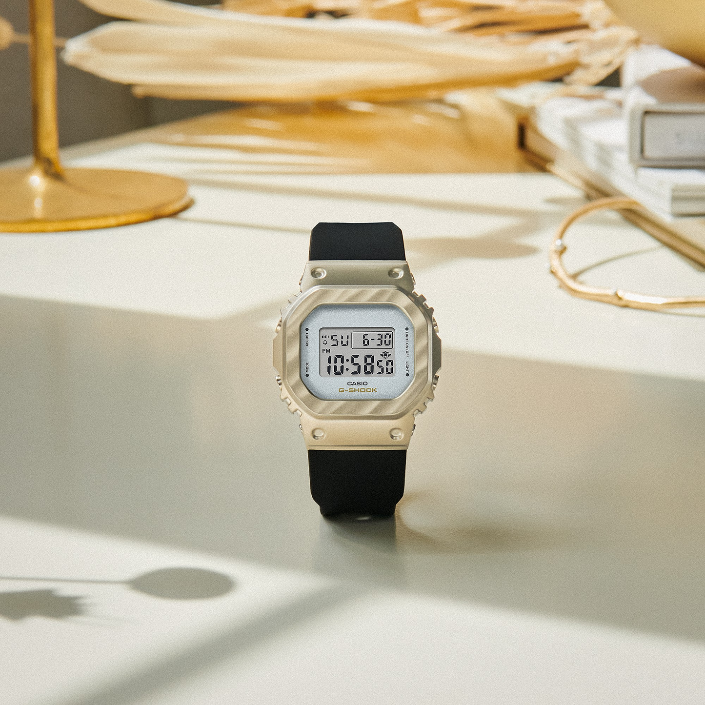 Casio watch:liquid crystal lady GM-S5600BC-1