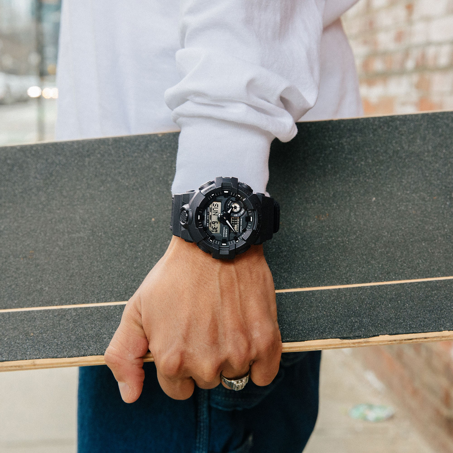 Casio Watch:ANALOG-DIGITAL GA-700 SERIES GA-700BCE-1A