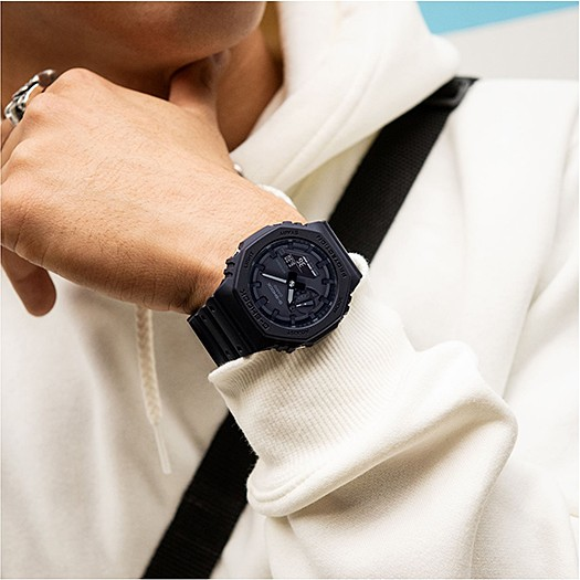 Caso Watch:ANALOG-DIGITAL GA-2100 SERIES GA-2100-1A1